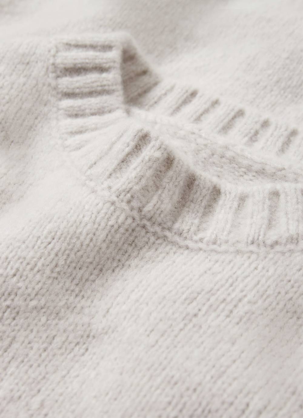 Juvia Fluffy Knit Sweater Apres Ski Vatertagsangebot