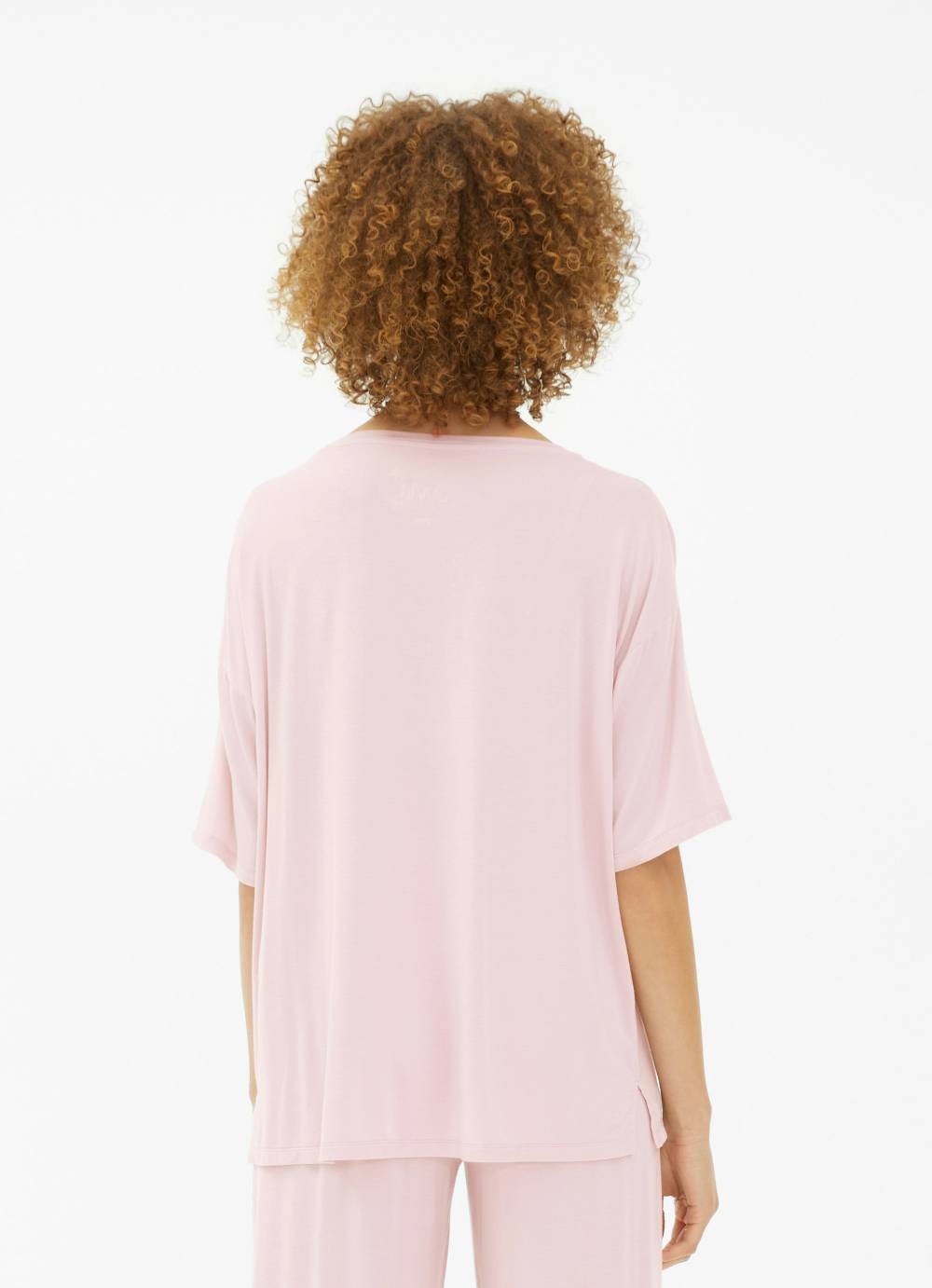Juvia Nightwear - T-Shirt 2025