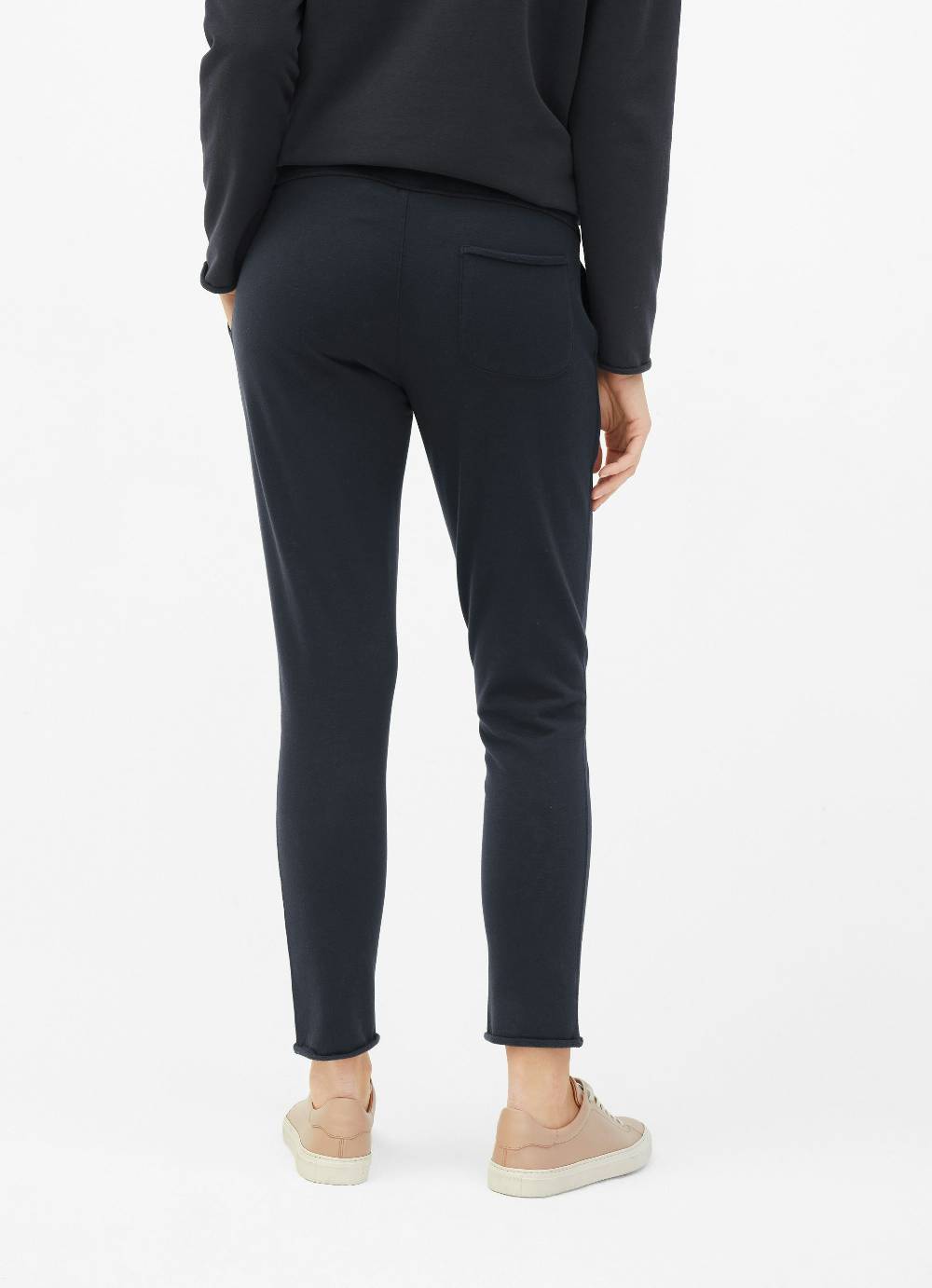 Juvia Slim Fit - Sweatpants Preisnachlass