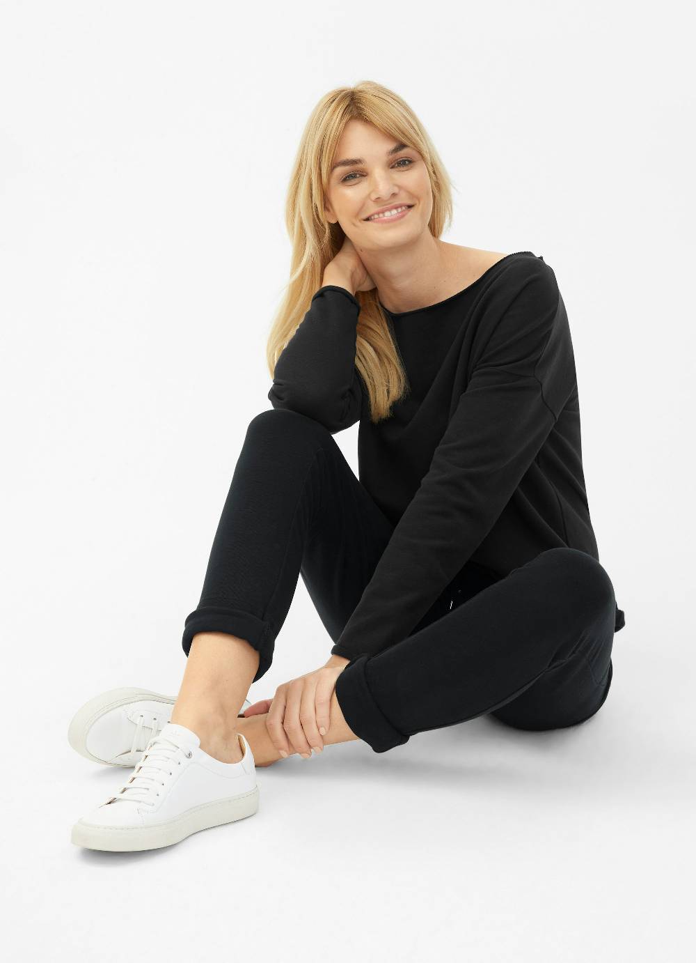 Juvia Loose Fit - Sweatpants Zeitbegrenzte Promotion