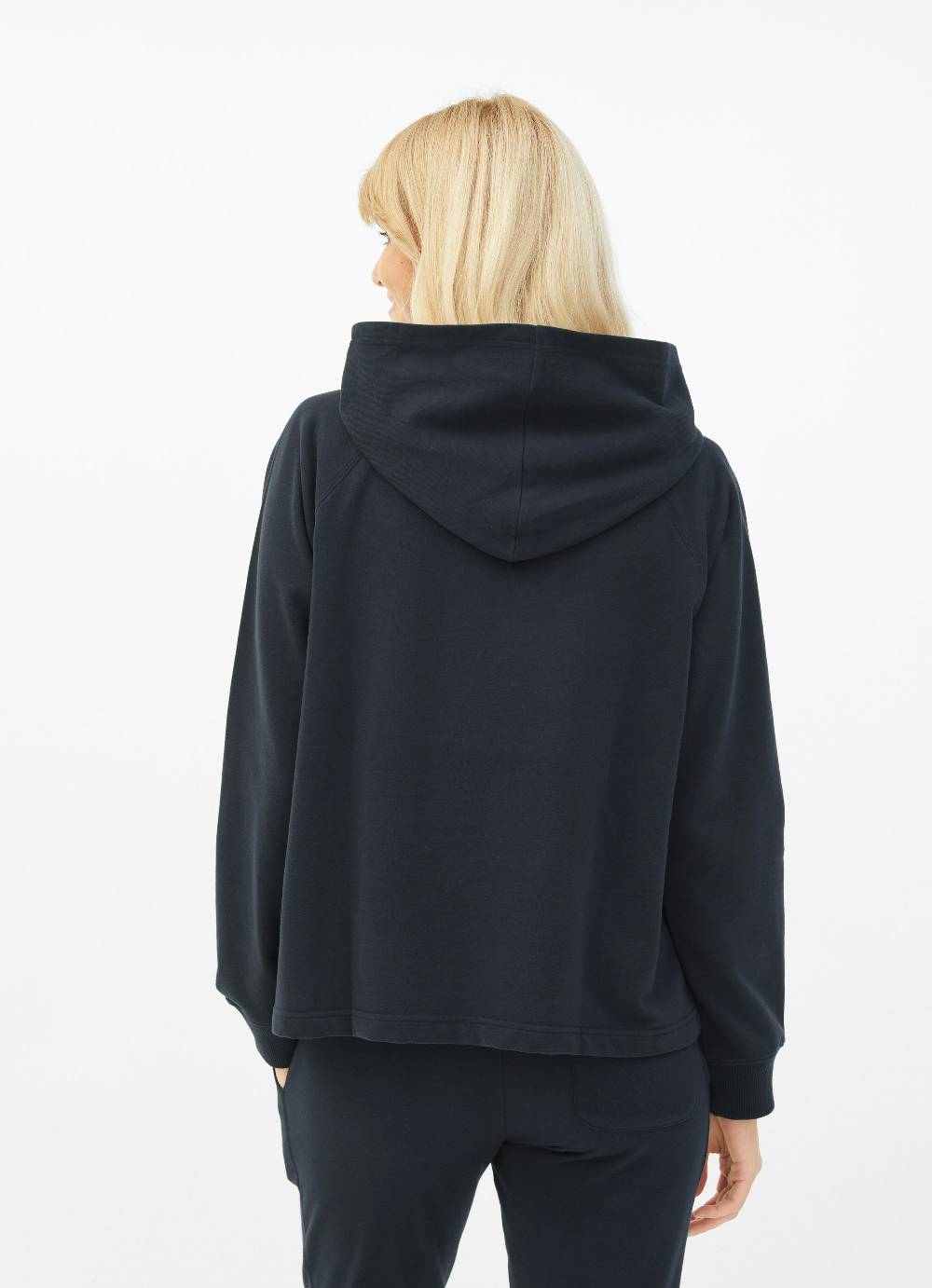 Juvia Hoodie 50% Rabatt mit kostenlosem Versand
