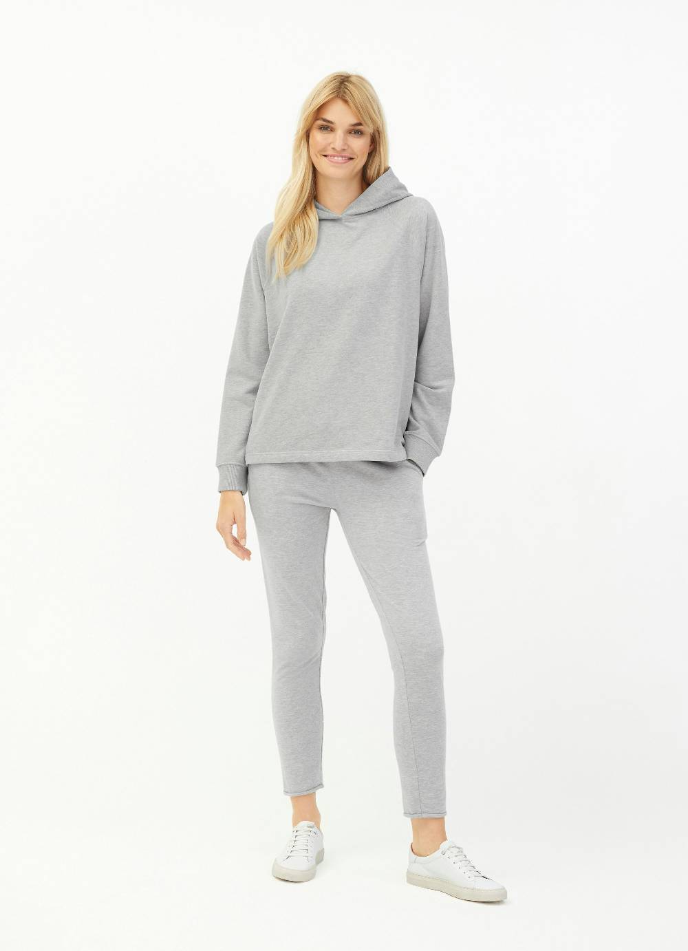 Juvia Hoodie Clearance-Verkauf