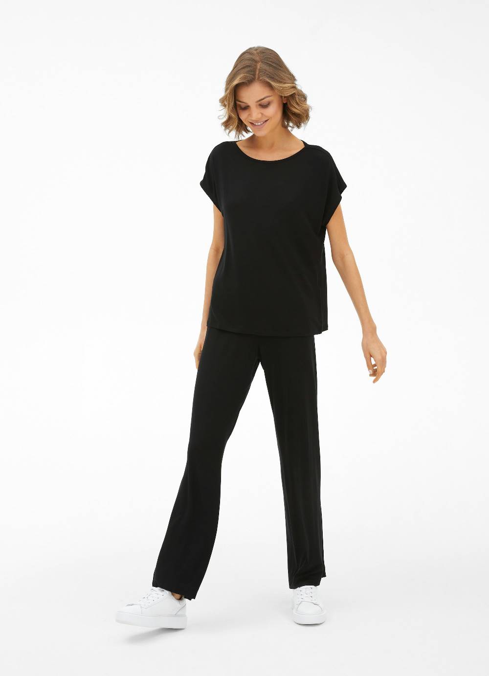 Juvia Boxy - T-Shirt 2025