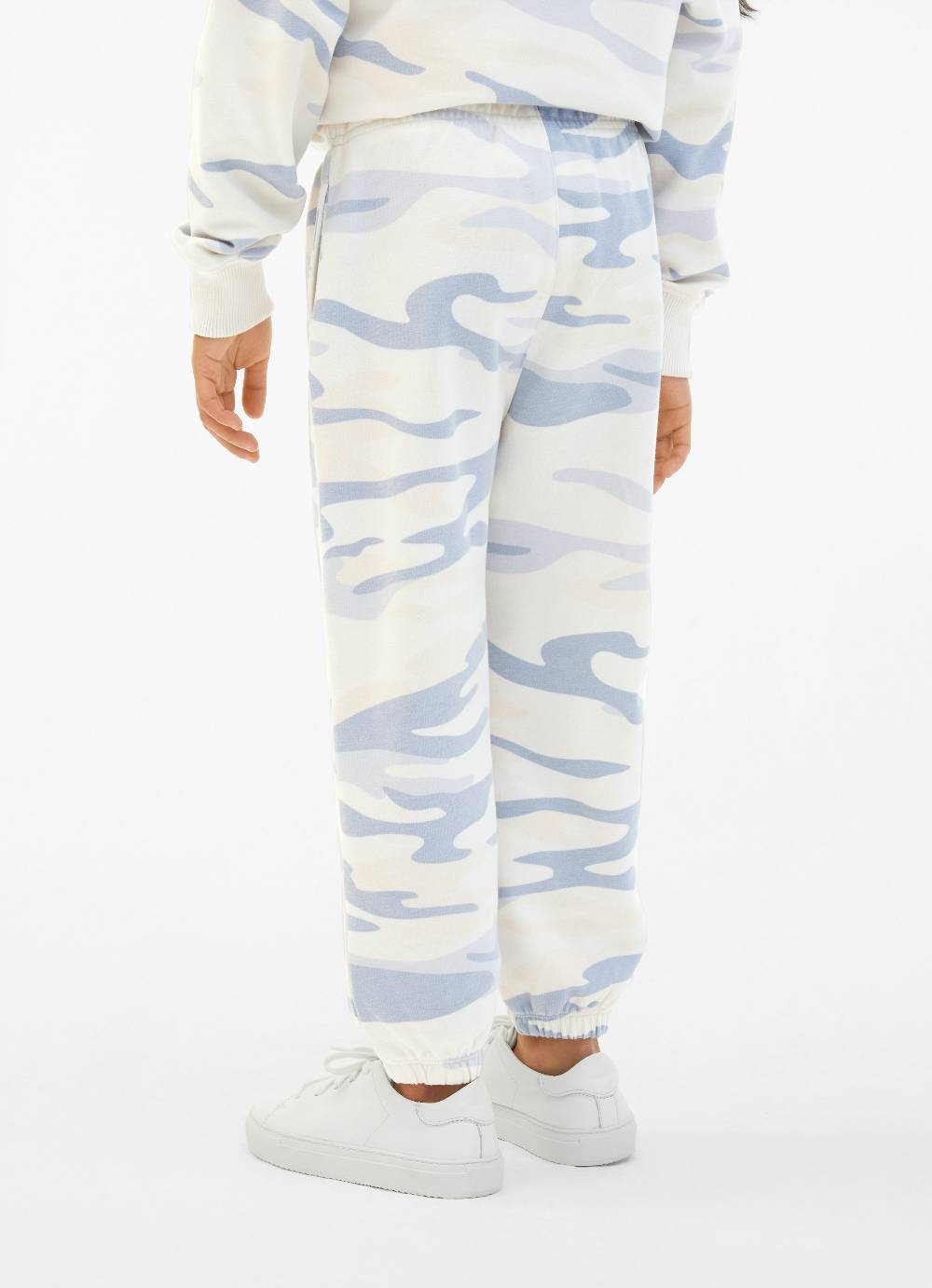 Juvia Baggy Fit - Sweatpants 50% Rabatt für begrenzte Zeit
