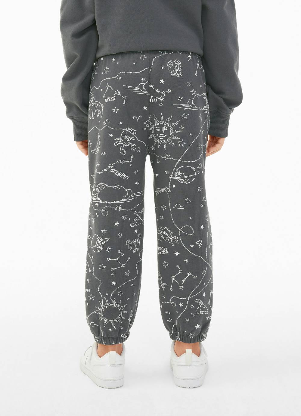 Juvia Baggy Fit - Sweatpants 2025