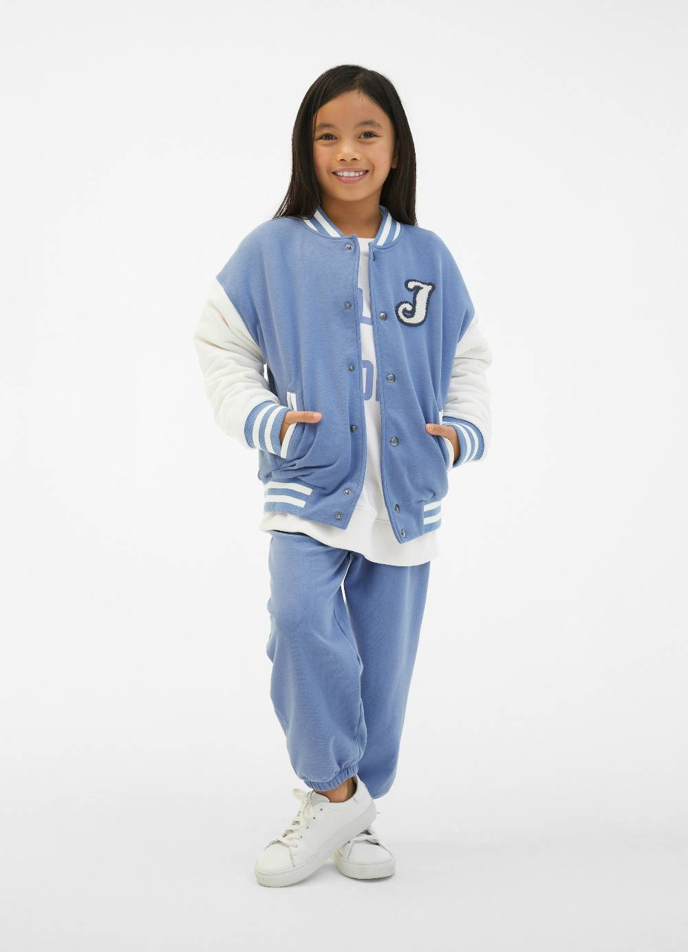 Juvia Collegejacke Hotsell