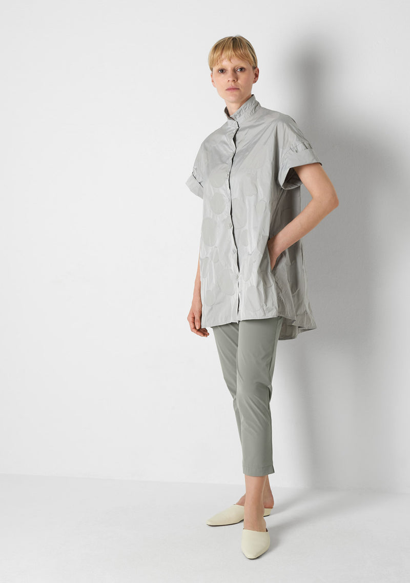 Katharina Hovman Short Sleeves heavy Taffetas, DOTS, silver Kostenlose Rückgabe
