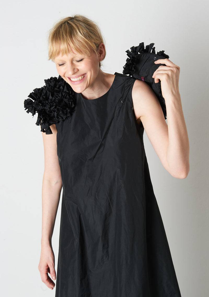 Katharina Hovman Long Couture black Letzter Tag