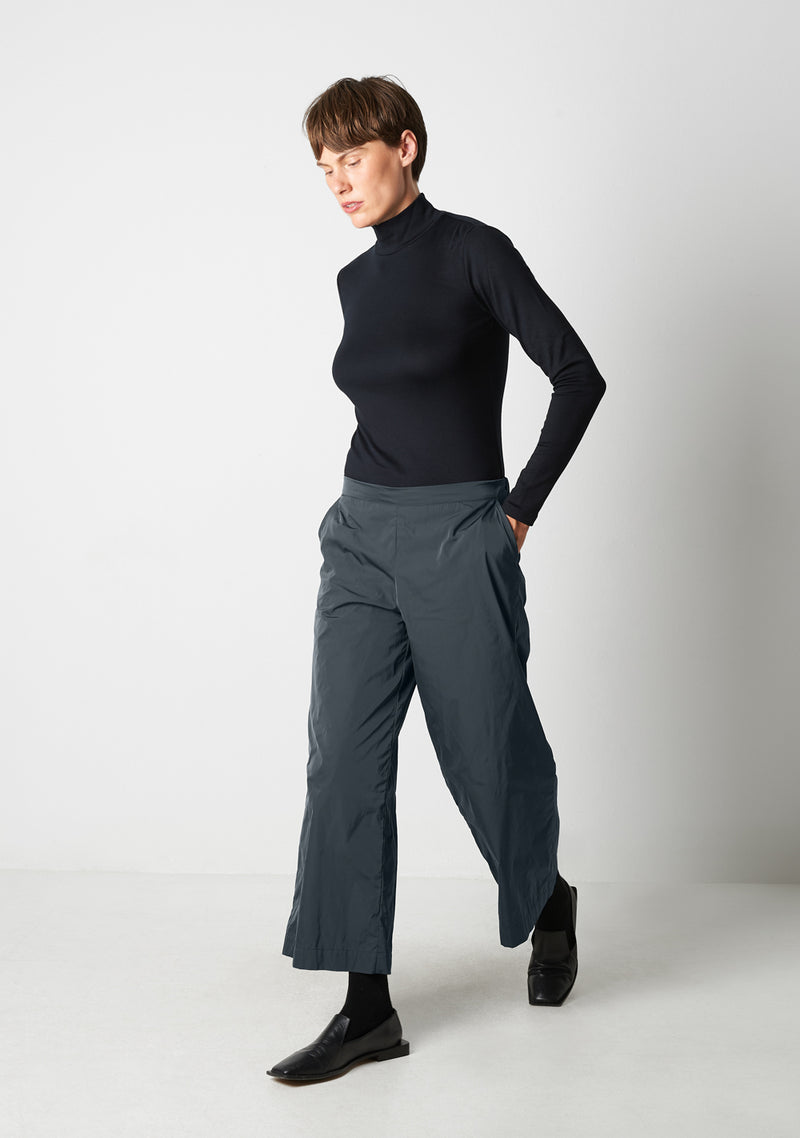 Katharina Hovman Hose weit heavy Taffetas, antra Super Sparpreis