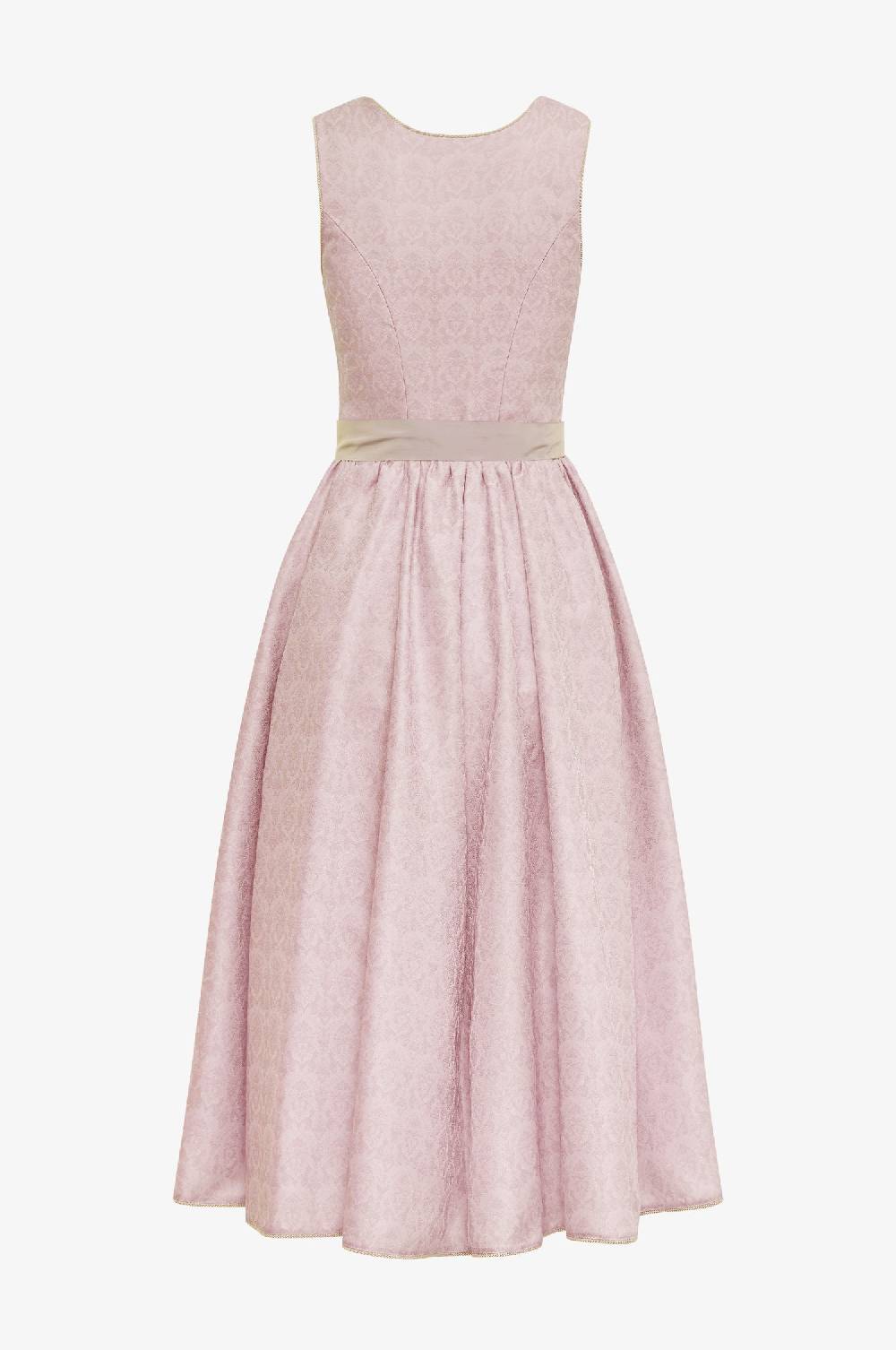 Kinga Mathe Dirndl Senise in Rosé Letzte 3 Tage
