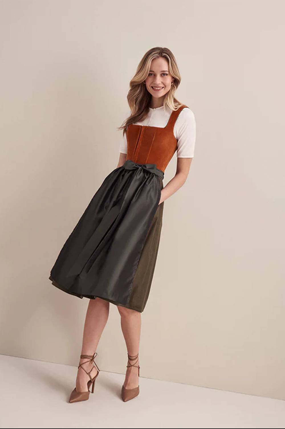 Kinga Mathe Dirndl Alice in ginger Fabrikladen