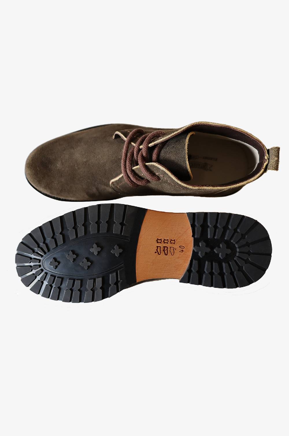 Kinga Mathe Veloursleder Trachtenschuhe in Olive Neueste Stile