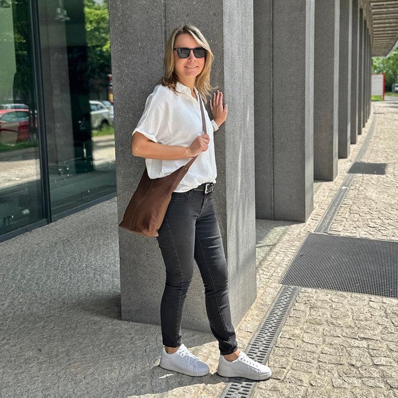 Leconi mittlere Umhängetasche Schultertasche Beuteltasche Damentasche Leder rehbraun LE0072 Schlussverkauf