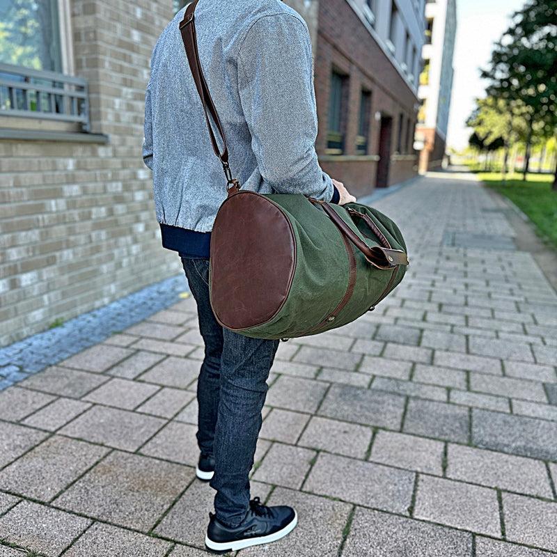 Leconi großer Weekender Reisetasche Sporttasche Leder Canvas grün LE2026 Fabrik Onlineshop