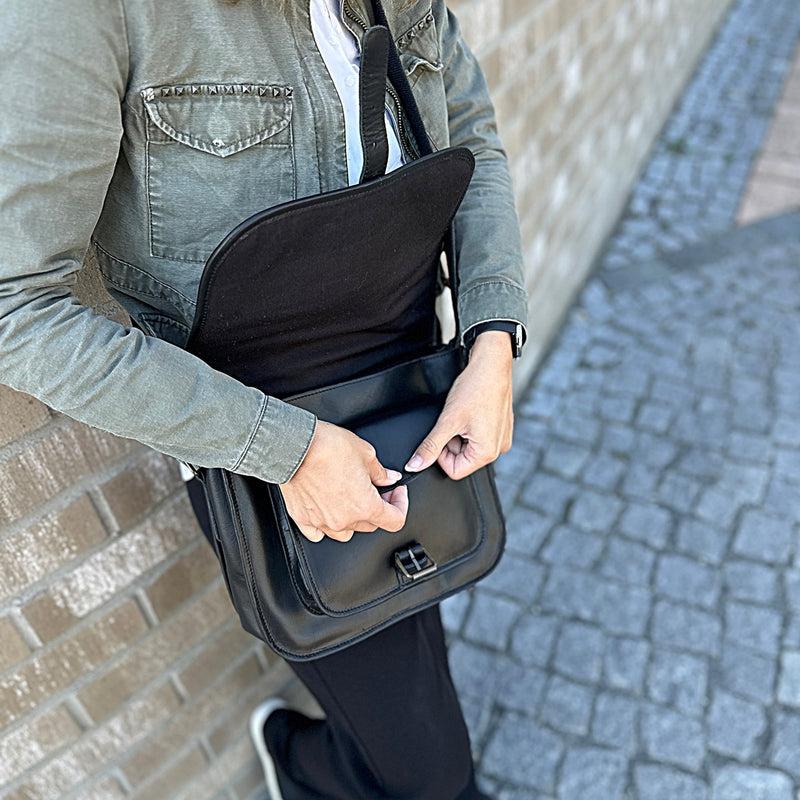 Leconi Umhängetasche Schultertasche Freizeittasche Büffelleder schwarz LE3085 Weihnachtsangebot