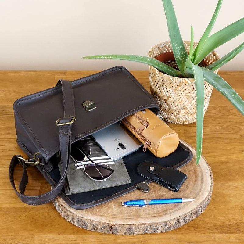 Leconi kleine Damentasche Umhängetasche Leder dunkelbraun LE3044 Neueste Mode