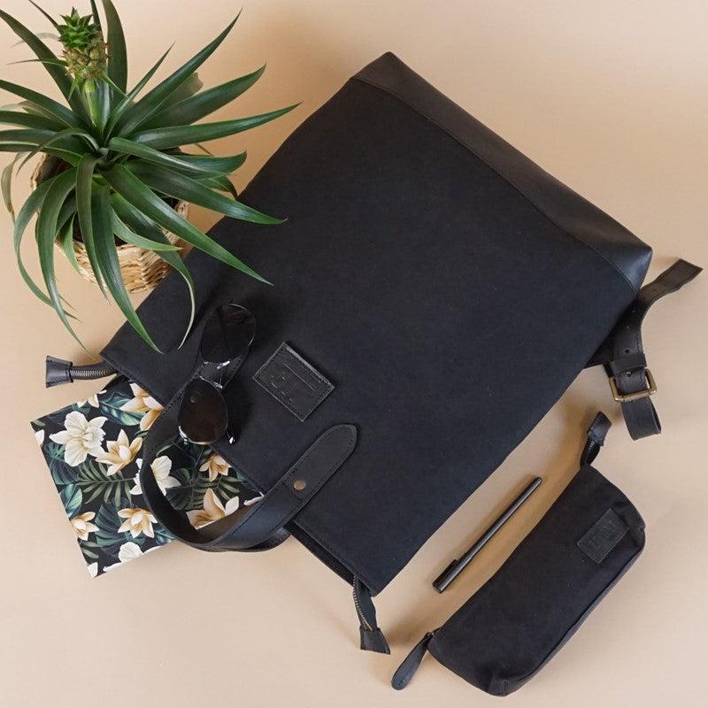 Leconi Freizeitrucksack Rucksack DIN A4 Canvas Leder schwarz LE1021 zollfrei