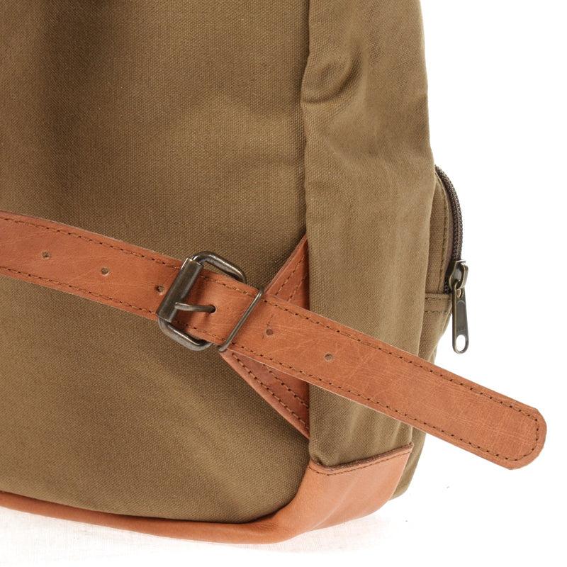 Leconi B-Ware Canvasrucksack kleiner Freizeitrucksack Damen Herren Canvas oliv LE1028 Blitzverkäufe