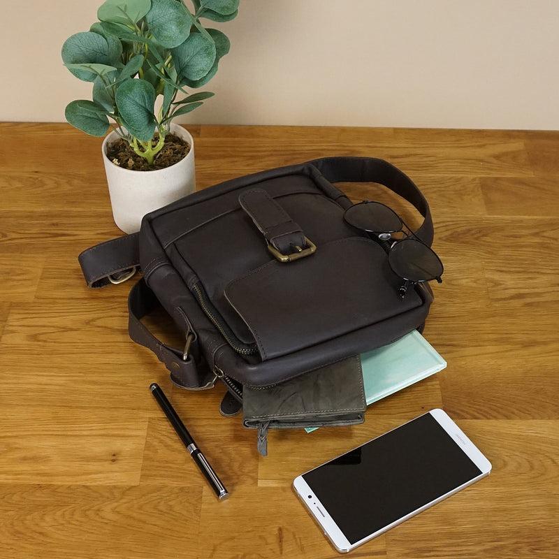 Leconi kleine Umhängetasche Schultertasche Freizeit Leder dunkelbraun LE3042 Neueste Stile