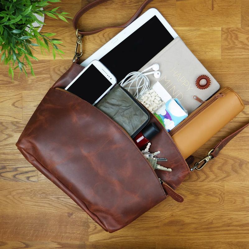 Leconi Umhängetasche Schultertasche Freizeittasche Leder braun LE3050 Fabrikverkauf