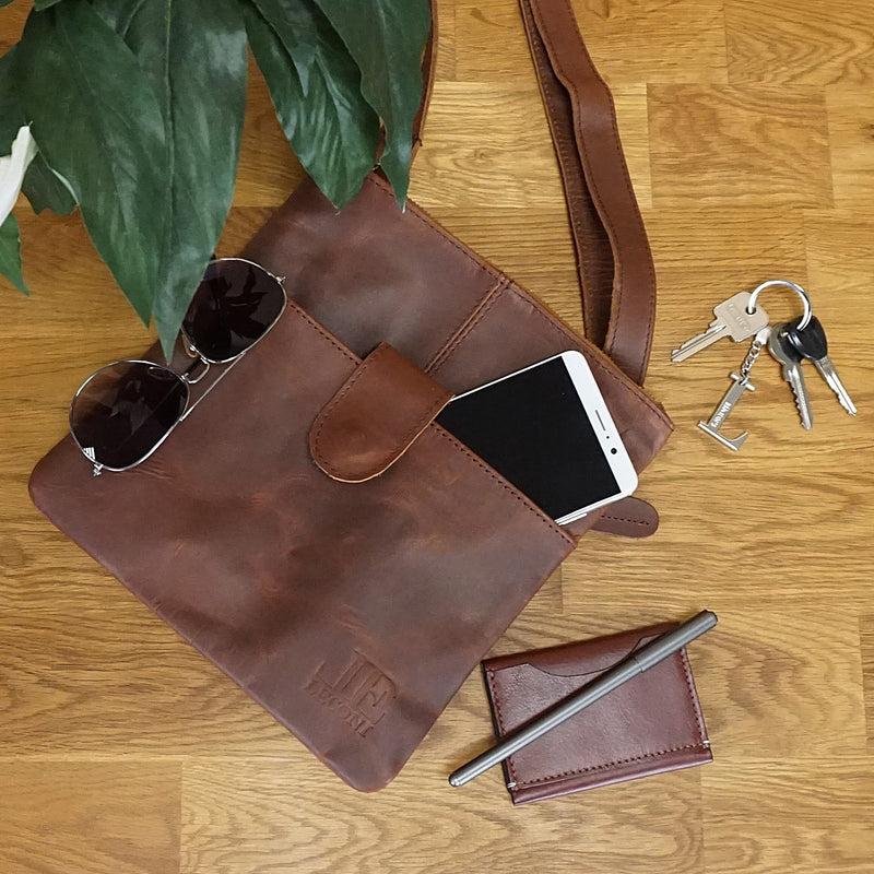 Leconi kleine Umhängetasche Damentasche Herrentasche Ledertasche braun LE3060 Fabrikpreis
