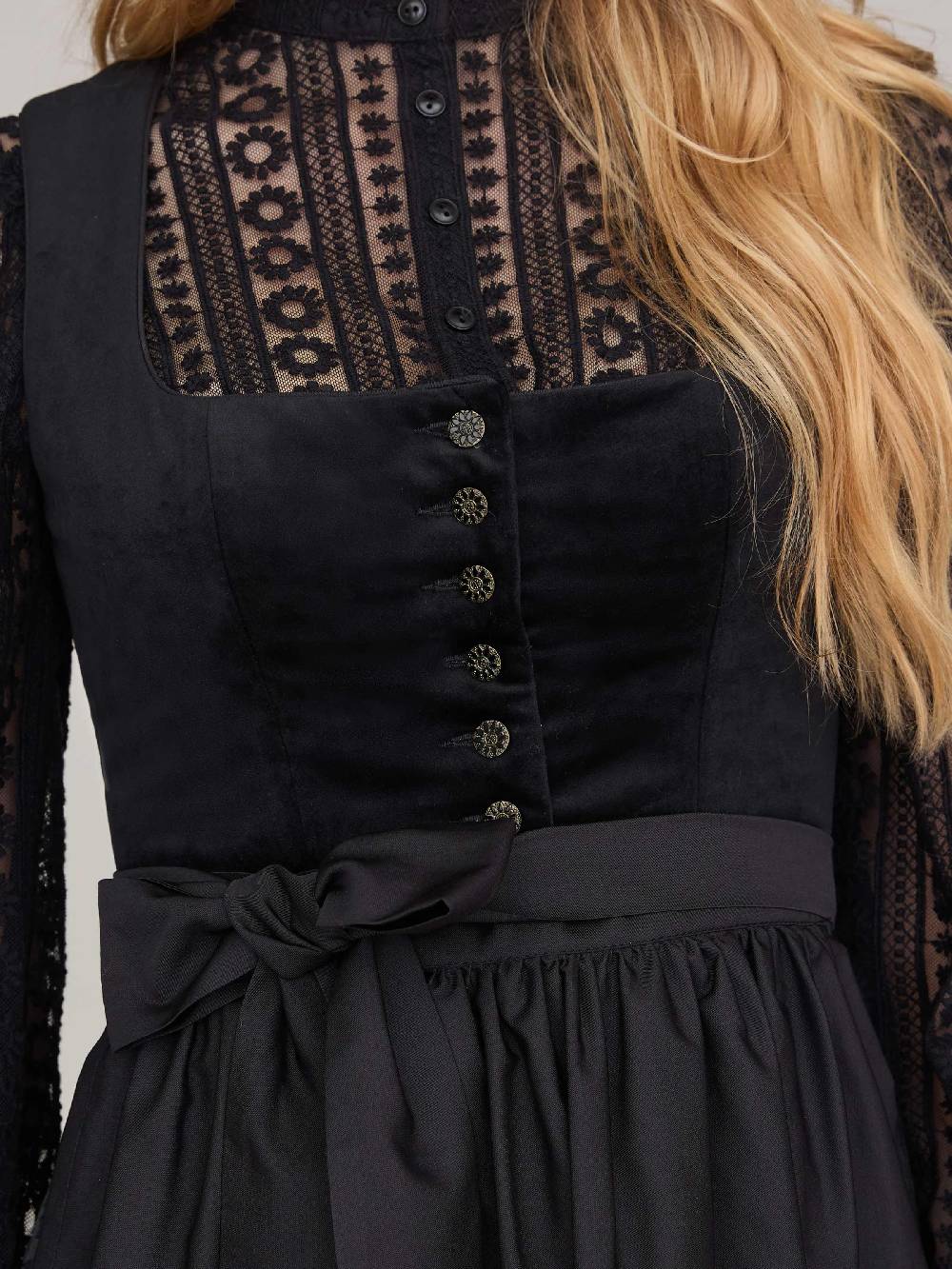 Limberry Schwarzes Dirndl mit Knöpfen - GEORGINA ANTIQUE BLACK Blitzangebot