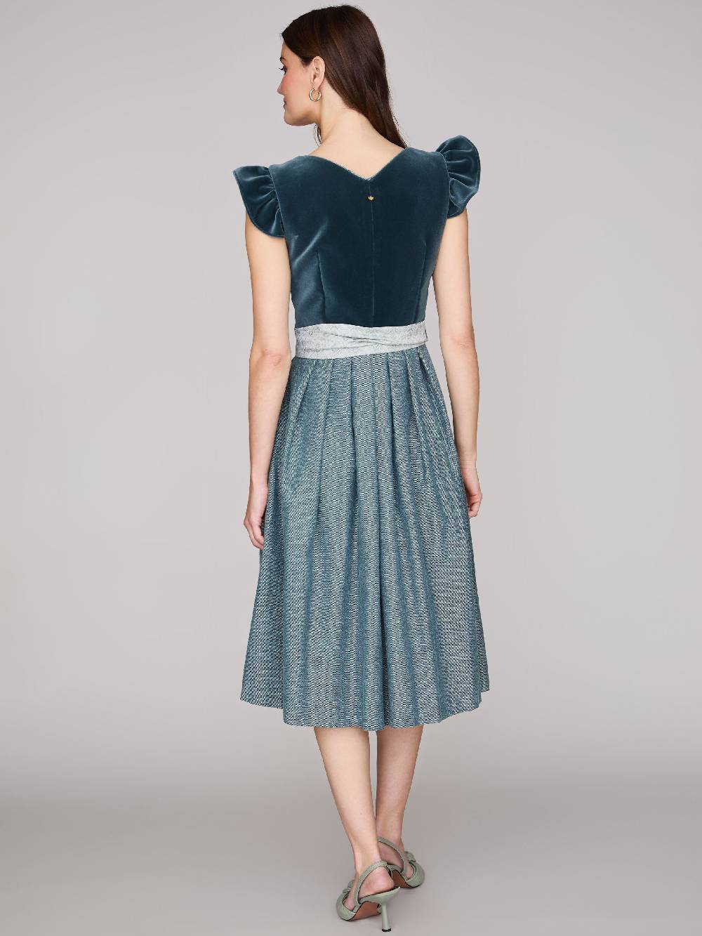 Limberry Samtdirndl mit abknöpfbarem Arm - MELISSA EUCALYPTUS VIP-Rabatte