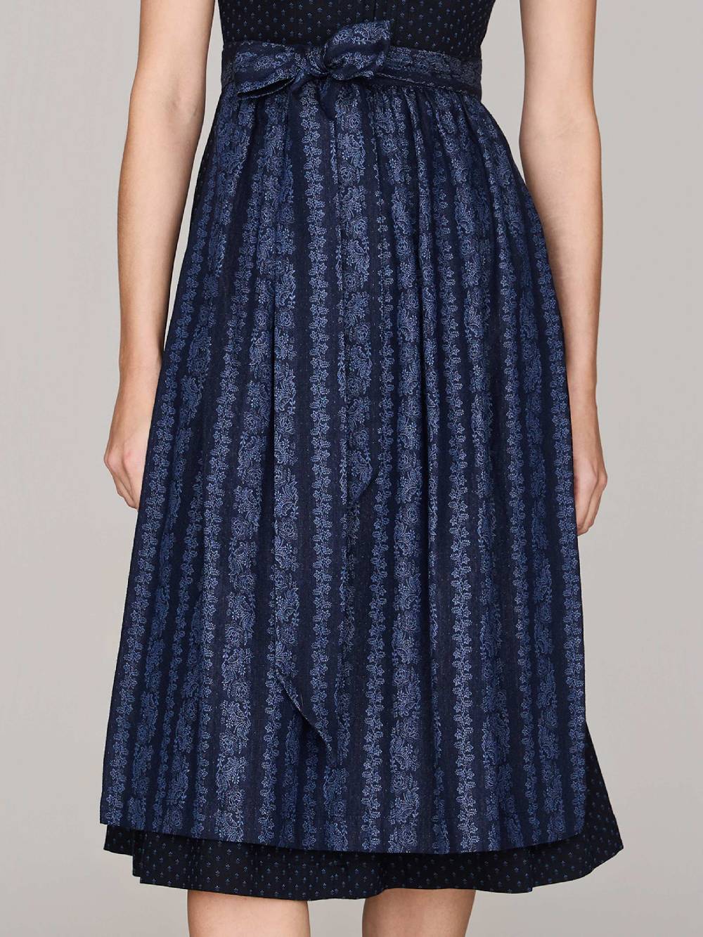 Limberry Dunkelblaues Dirndl mit Streublumen - VERA BLUE GRAPHITE Vierteljährliche Förderung