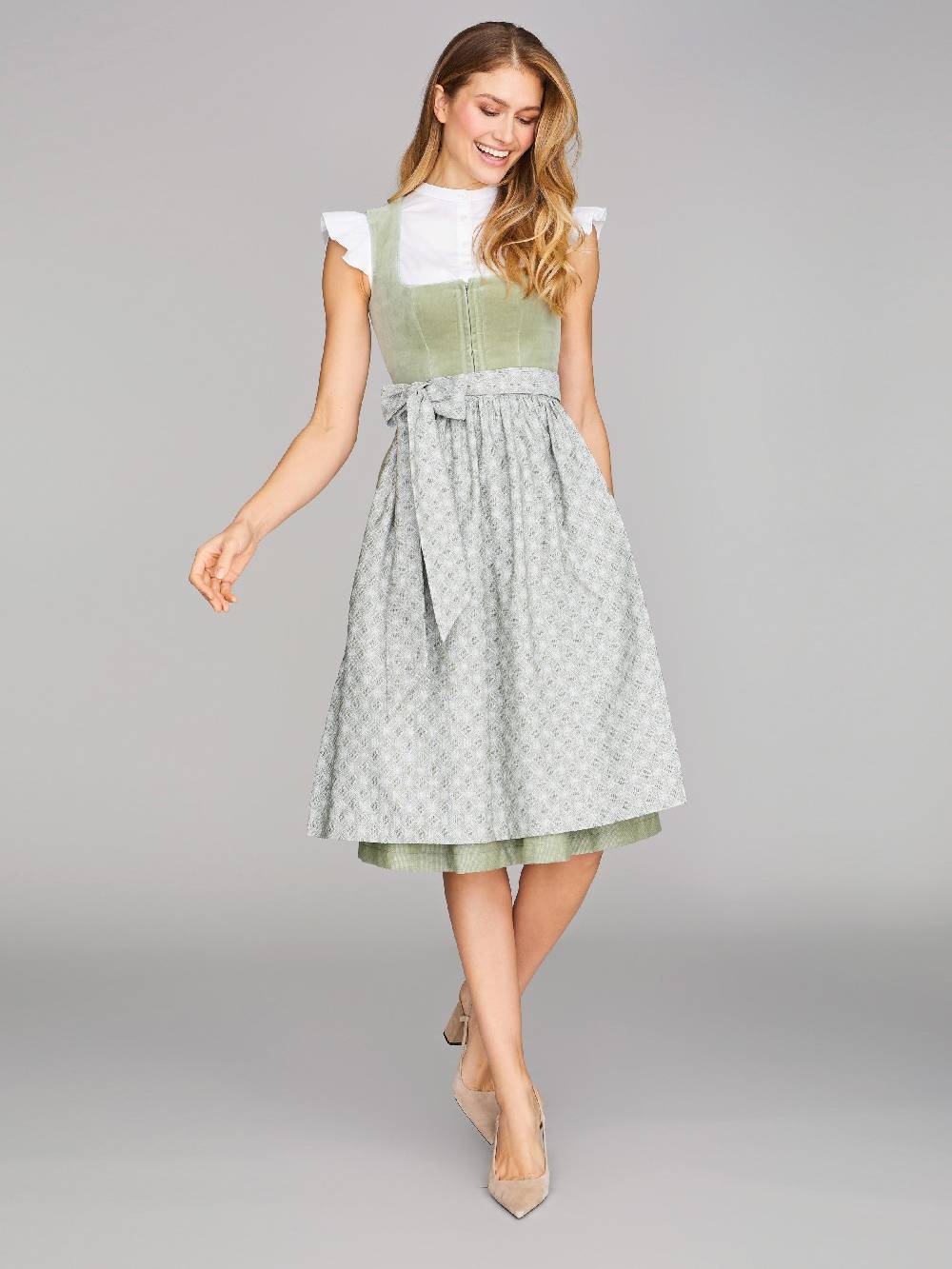 Limberry Salbeigrünes Dirndl mit Samt-Mieder - ROMEE DESERT SAGE Exklusivangebot