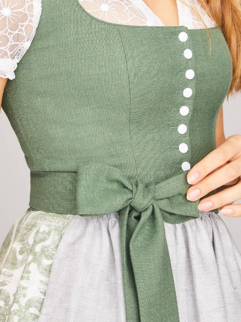 Limberry Grünes Dirndl mit Knöpfen - CAROLINE Vatertagsangebot