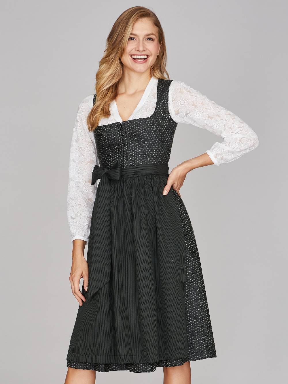 Limberry Weiße Dirndlbluse - LEONIE Tiefpreis