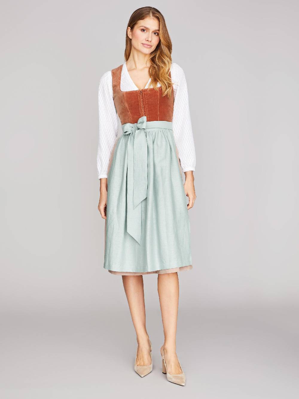 Limberry Kupfer-farbenes Dirndl mit Samt-Mieder - DELILAH PEACH BLOSSOM Schlussverkauf
