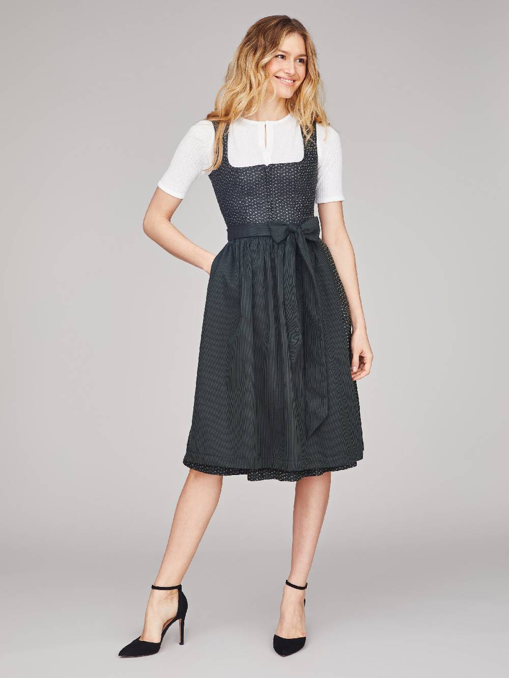 Limberry Geblümtes schwarzes Dirndl - JEZEBEL SMOKY BLACK Im Verkauf