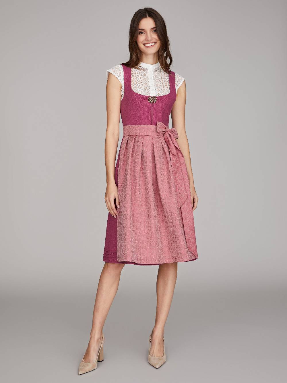 Limberry Beerenfarbenes Dirndl mit goldener Zierschnalle - PALOMA BEERE Begrenztes Angebot