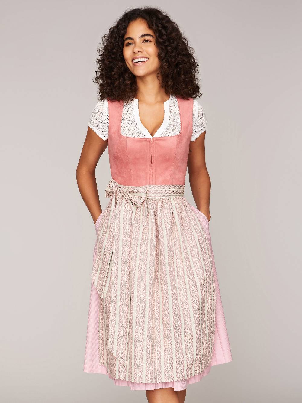 Limberry Weiße Dirndlbluse mit Blumen-Kreis-Spitze - KRISTINA Flash Sale