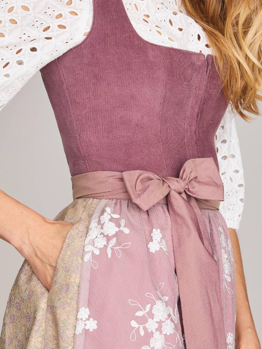 Limberry Pflaumen-farbenes Dirndl mit Cord-Mieder - CAMILLE FADED PLUM Letzte 2 Tage
