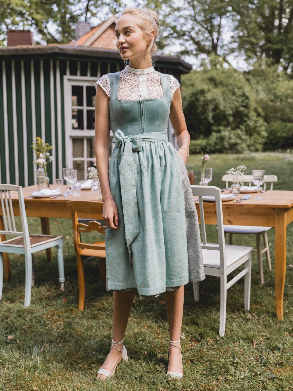 Limberry Cremeweiße Dirndlbluse mit Flügelarm - MERLE Verkauf