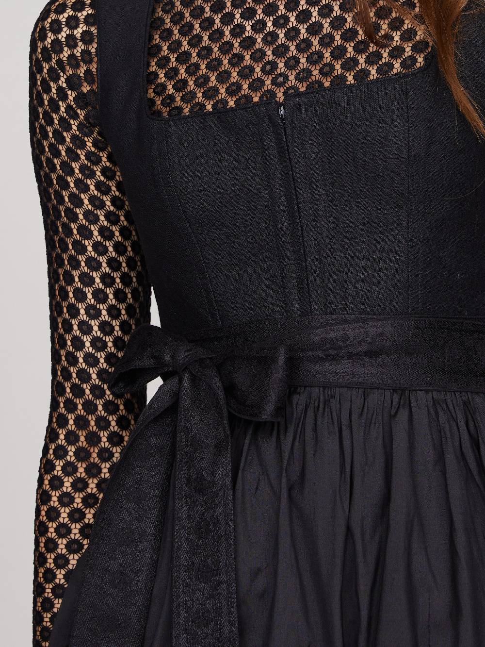 Limberry Schwarzes Dirndl mit Leinen-Mieder - VICKY HEILER X LIMBERRY Preisnachlass