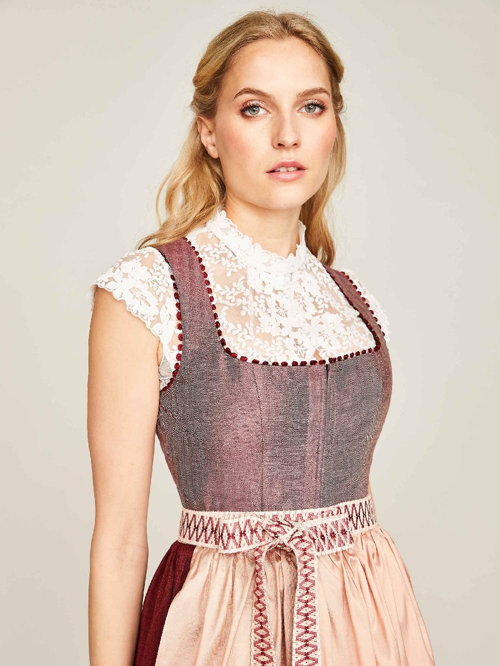 Limberry Leinen-Dirndl in Beere - CASABLANCA BEERE Lagerräumung