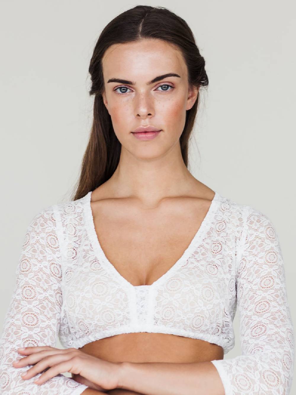 Limberry Langarm-Dirndlbluse mit V-Ausschnitt - KÄTHE Wochenangebot