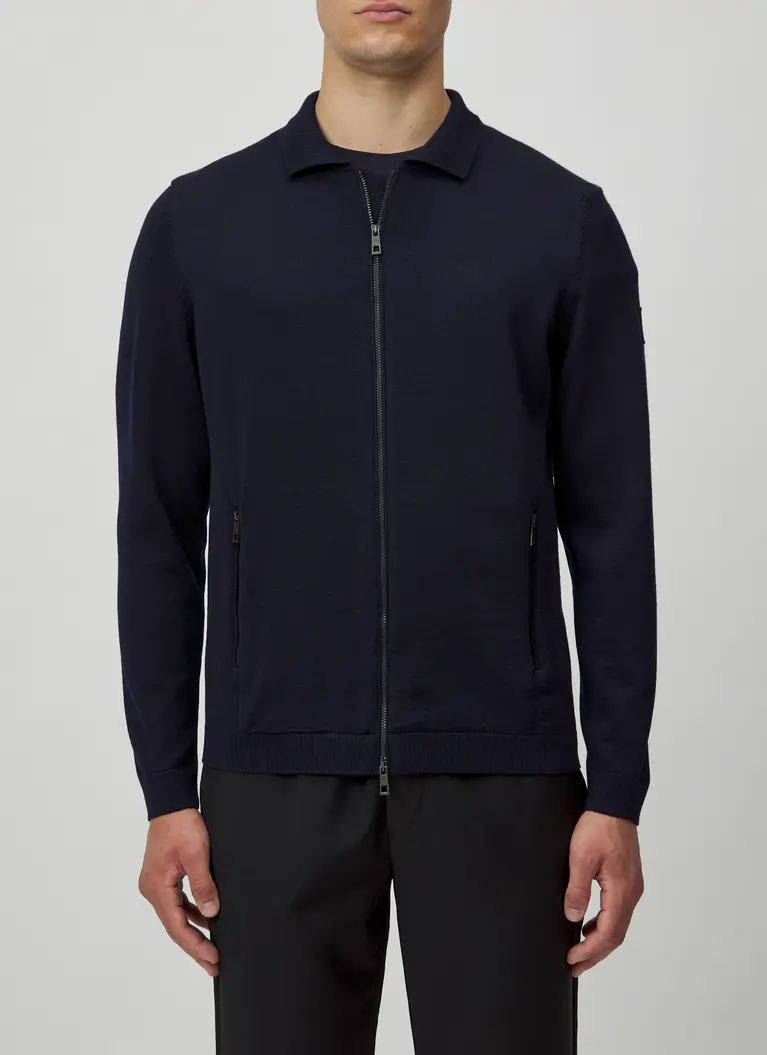 Maerz Muenchen Strickjacke100% MerinowolleArt. Nr. 598000-399 Großer Ausverkauf