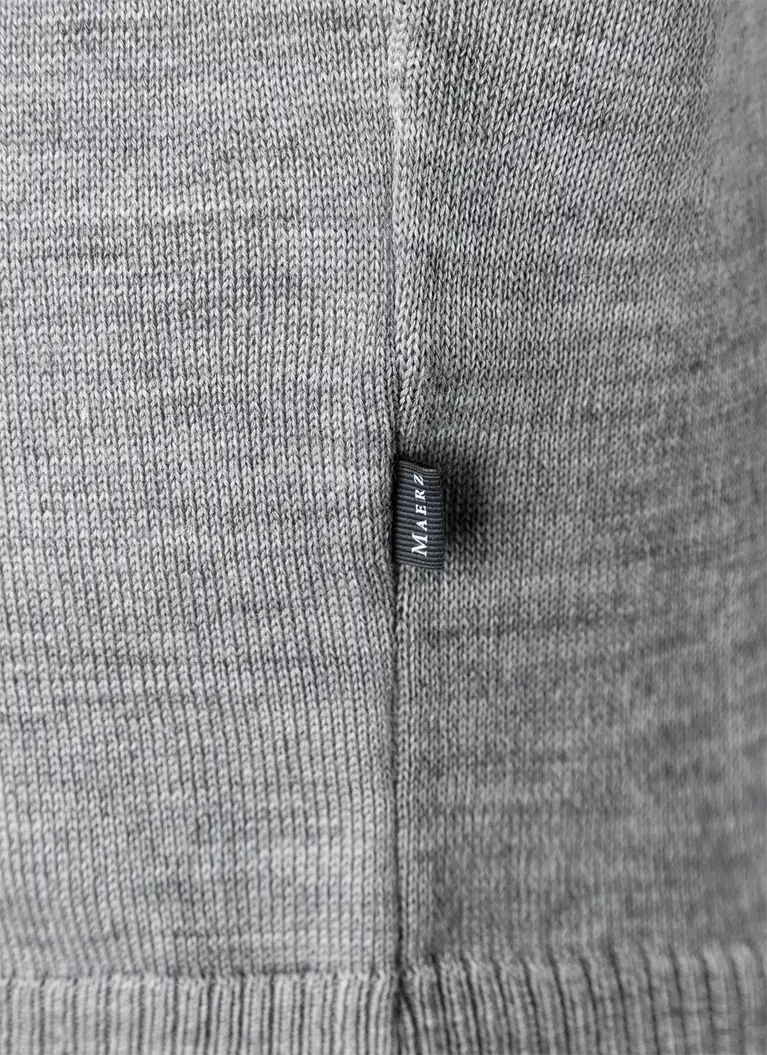 Maerz Muenchen Strickjacke100% MerinowolleArt. Nr. 590800-544 Vierteljährliche Förderung