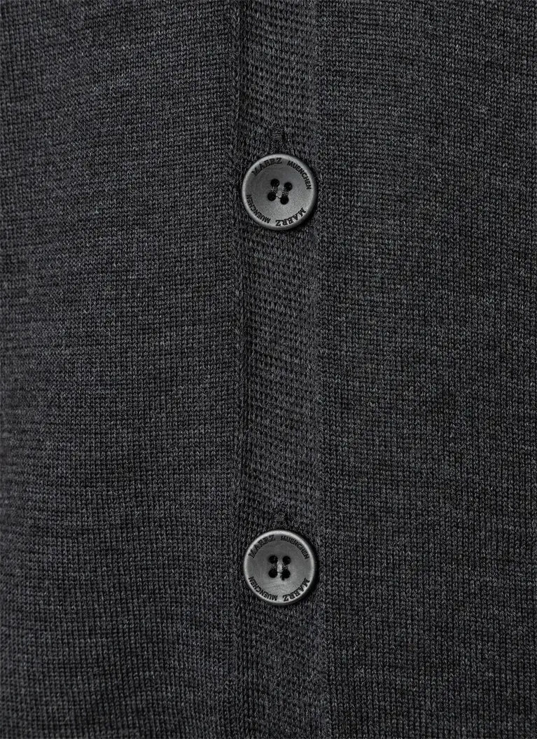 Maerz Muenchen Strickjacke100% MerinowolleArt. Nr. 590800-591 Bis zu 55% Rabatt