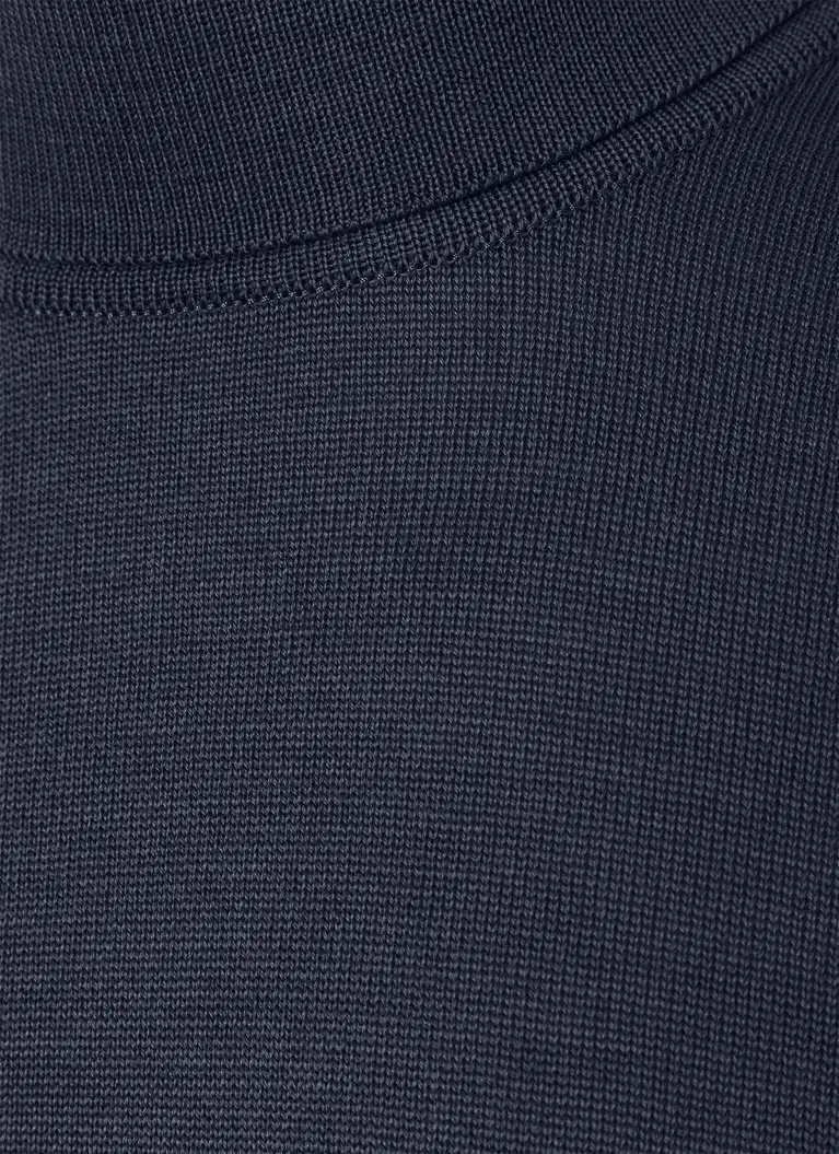 Maerz Muenchen Rollkragenpullover100% MerinowolleArt. Nr. 490600-399 Nur noch ein Tag übrig