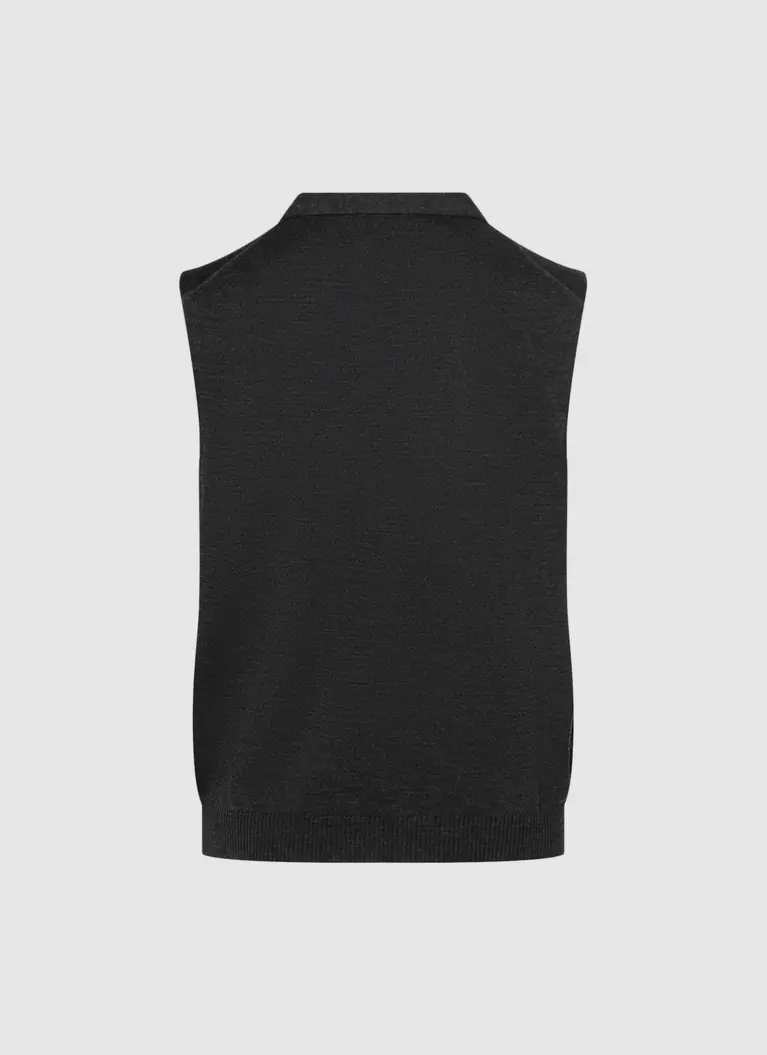Maerz Muenchen Strickweste100% MerinowolleArt. Nr. 580500-591 zollfrei