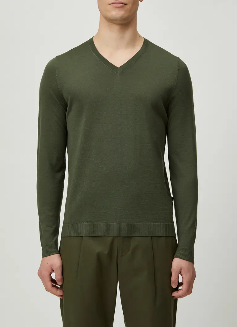 Maerz Muenchen V-Pullover100% MerinowolleArt. Nr. 403800-297 Neueste Mode