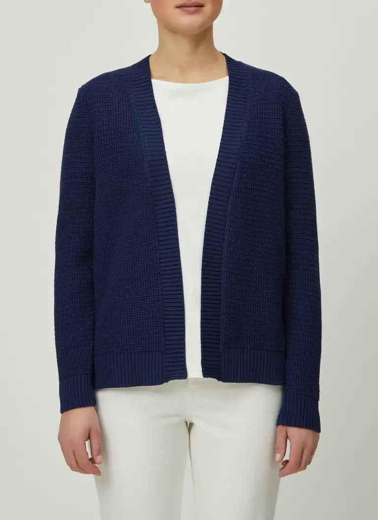 Maerz Muenchen Strickjacke100% BaumwolleArt. Nr. 255000-358 Räumungsverkauf