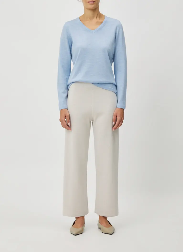 Maerz Muenchen V-Ausschnitt Pullover100% MerinowolleArt. Nr. 300000-318 Kostenloser Versand