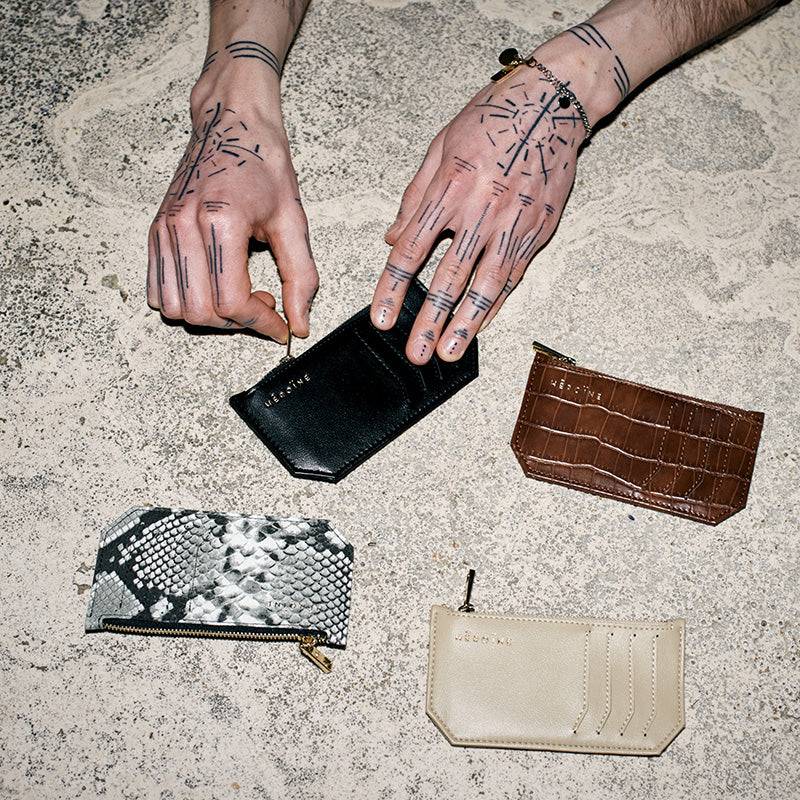 Maison Héroïne UTE CARDHOLDER Lagerräumung