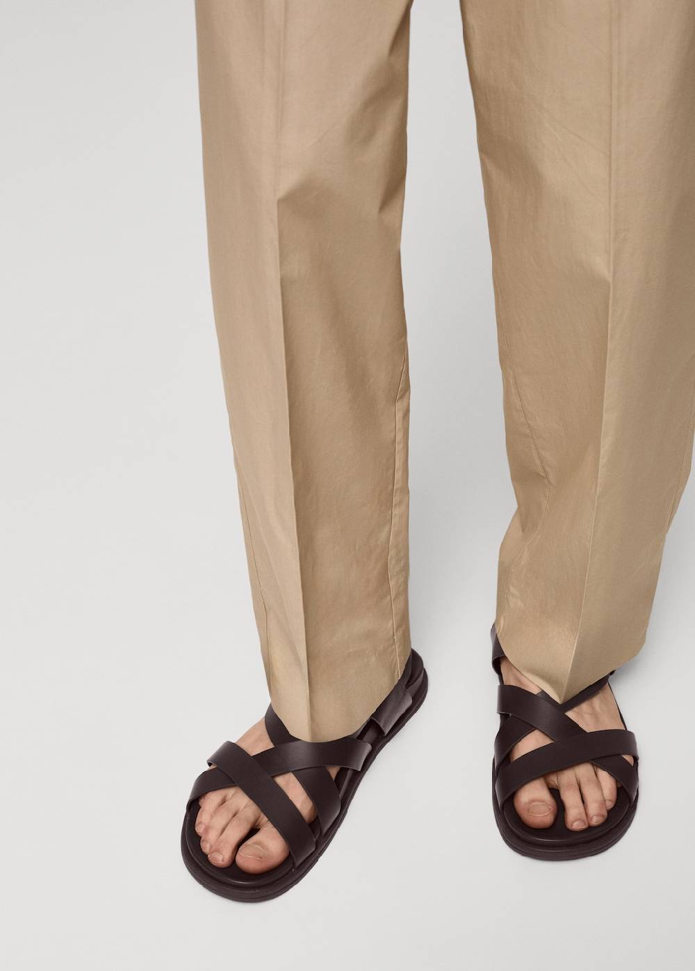 Mango Überkreuzte Riemchensandale aus 100 % Leder Sonderangebote